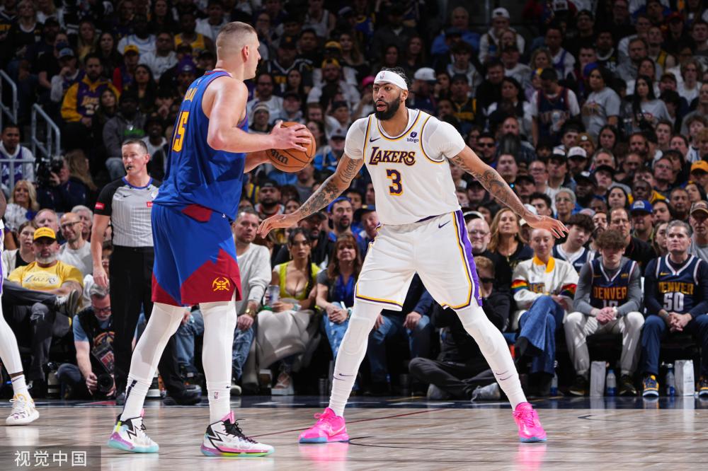 两队之间的 两队之间的